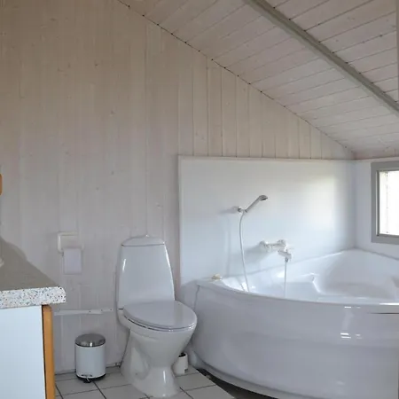 Awesome Home In Fano With Sauna بيت للعطل